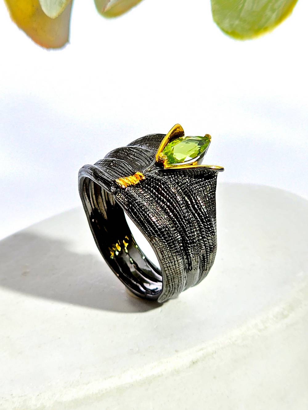 Серебряное кольцо