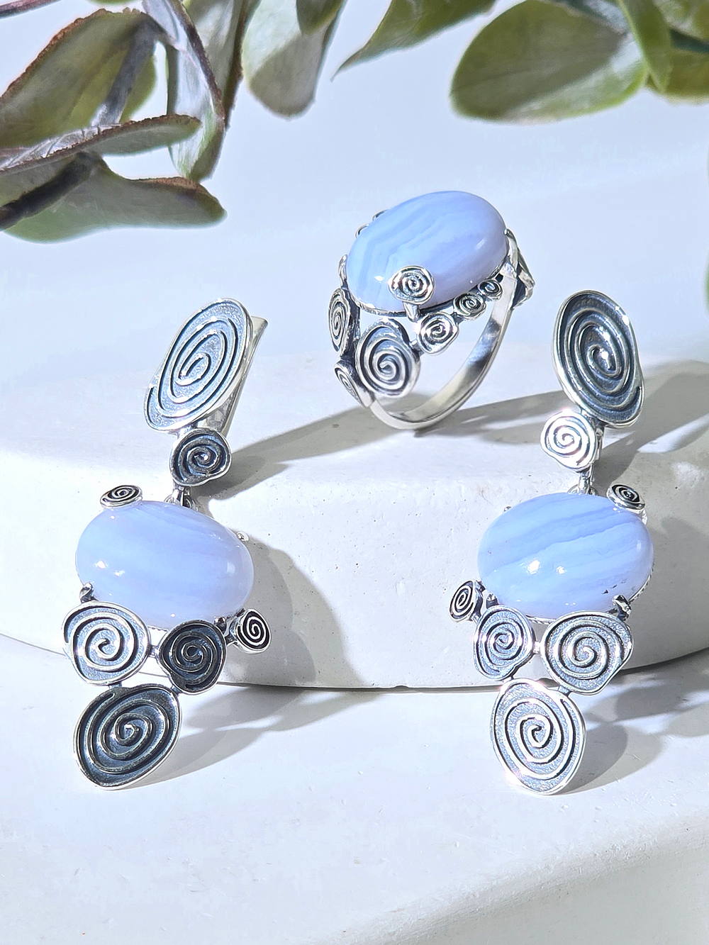 Серебряное кольцо