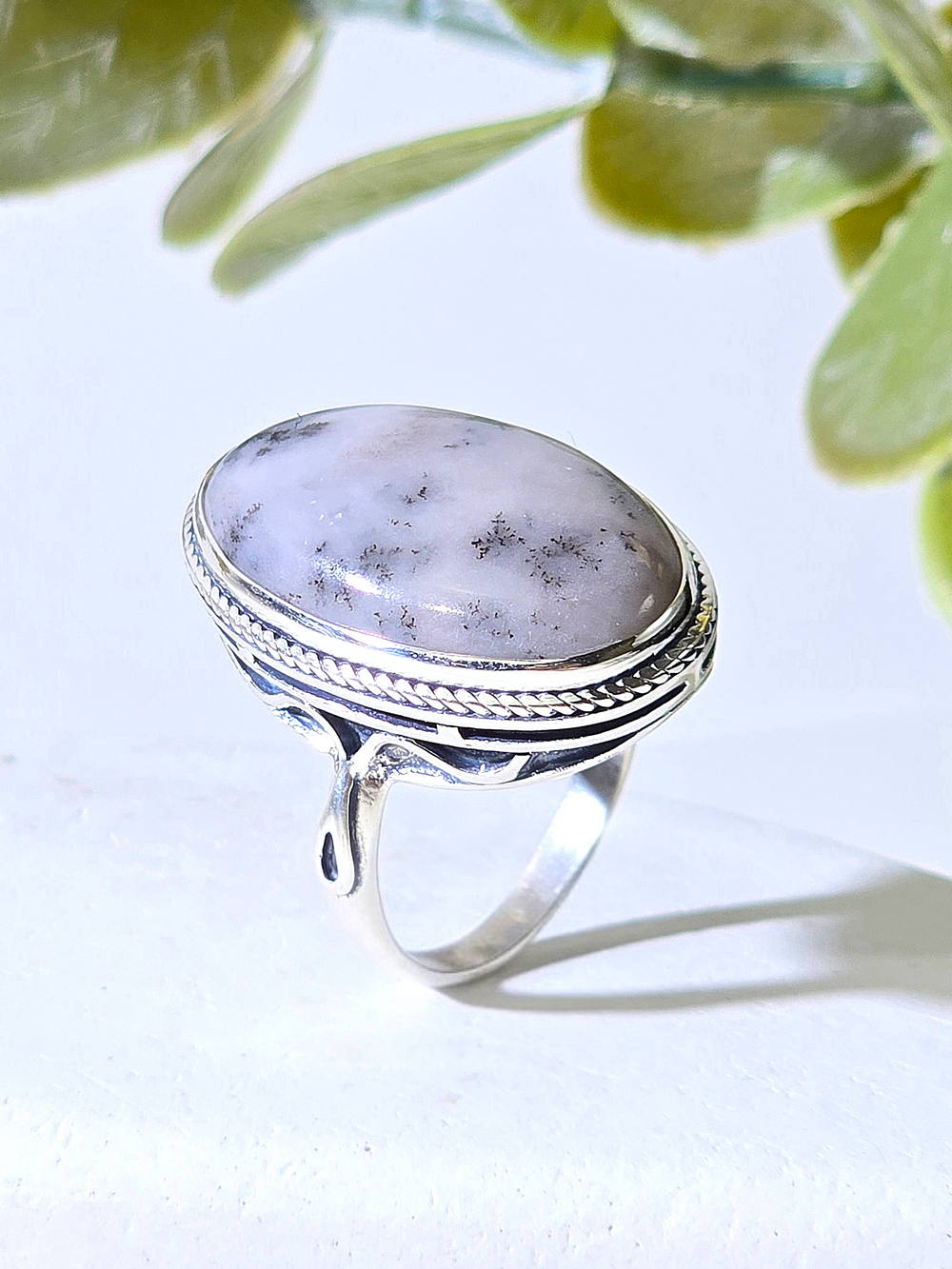 Серебряное кольцо ETERI с агатом