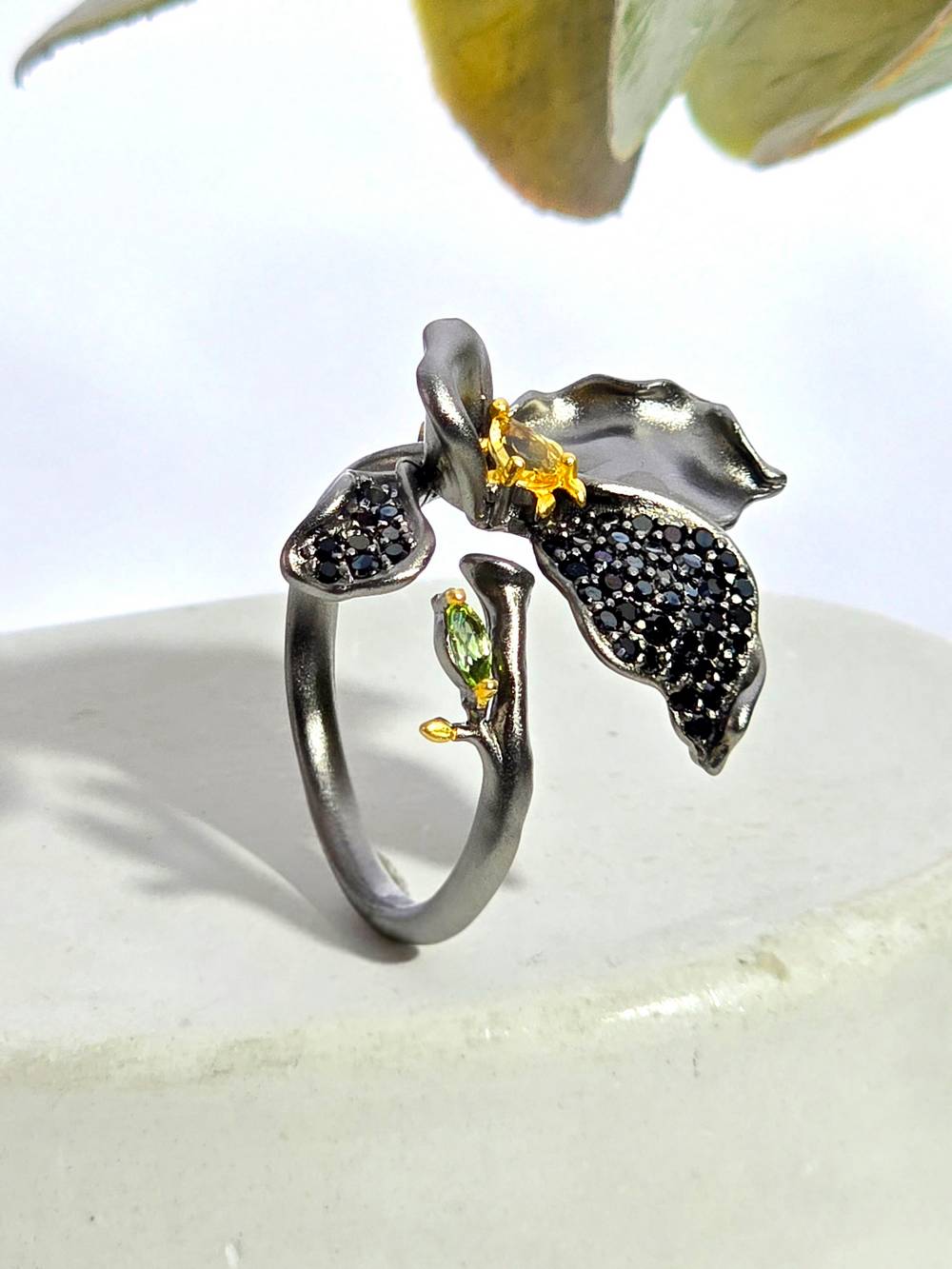 Серебряное кольцо