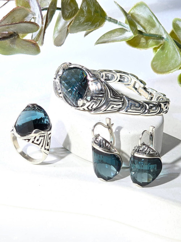 Серебряный браслет ETERI с фианитом