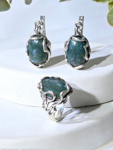 Серебряное кольцо