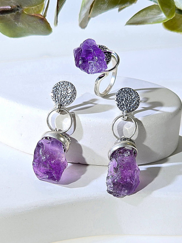 Серебряные серьги ETERI с аметистом
