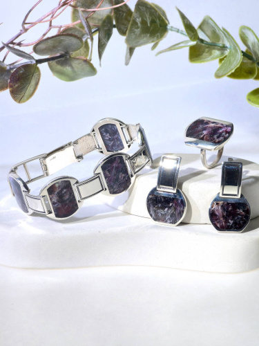 Серебряное кольцо