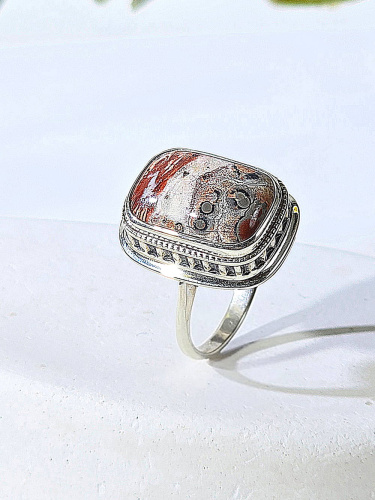 Серебряное кольцо ETERI с яшмой