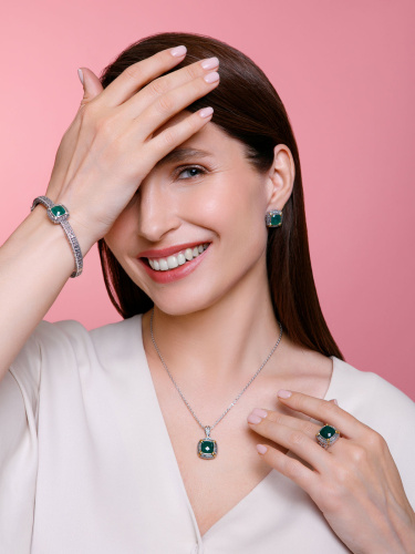 Серебряный браслет ALEXANDRE VASSILIEV с зеленым агатом, марказитами Swarovski 