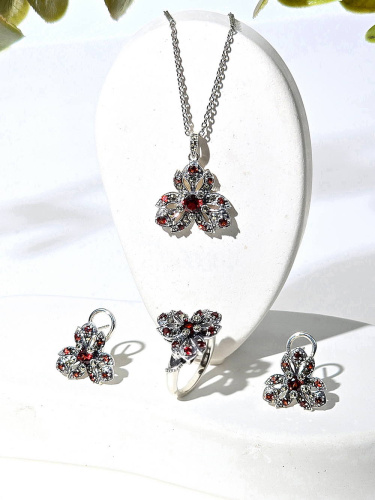 Серебряные серьги ALEXANDRE VASSILIEV с гранатами и марказитами Swarovski
