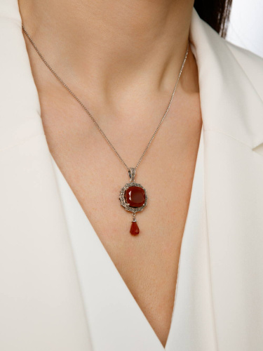 Серебряное колье ALEXANDRE VASSILIEV с агатом и марказитами Swarovski 