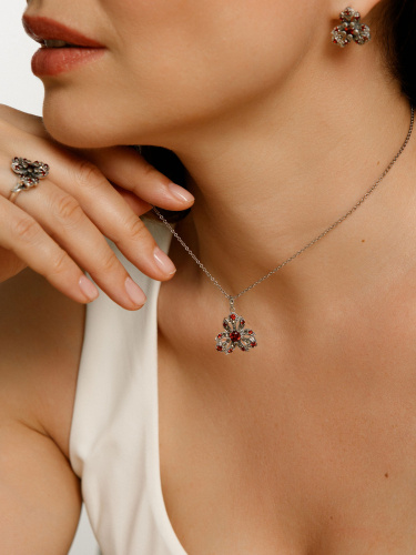 Серебряный кулон на цепи ALEXANDRE VASSILIEV с гранатом и марказитами Swarovski