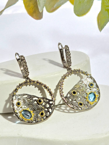 Серебряные серьги с топазами 