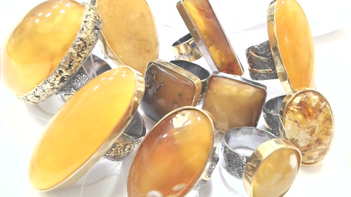 WIN_20240129_09_42_18_Pro