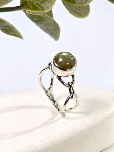 Серебряное кольцо