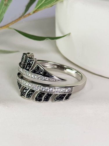 SL-R03350-X-WB-X-X-BW